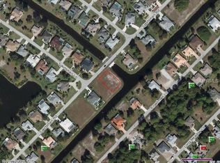 239 Sportsman Rd, Rotonda West, FL 33947