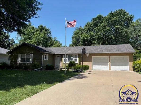 923 Homewood St, Emporia, KS 66801