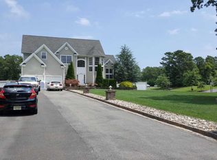 523 Eastern Blvd, Bayville, NJ 08721