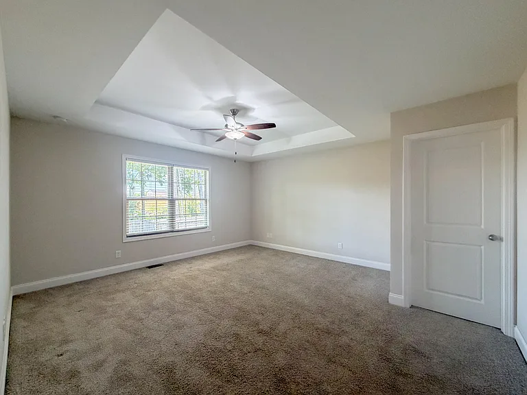1140 Orchard Dr — Photo 6