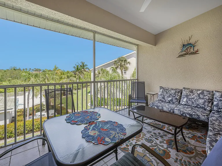 28871 Bermuda Lago Ct — Photo 29