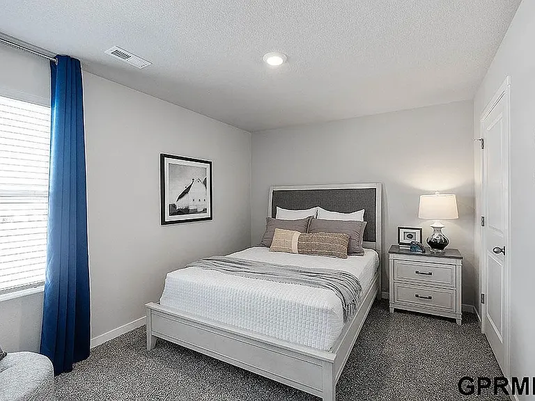 7405 S 204th Ave — Photo 15