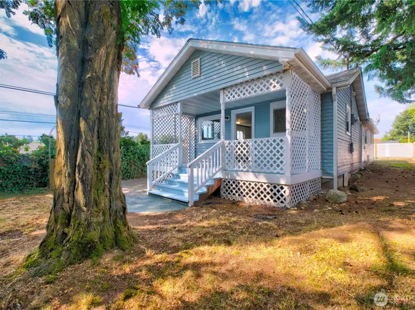 13443 7th Avenue S, Burien, WA 98168