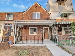 818 51st St SE, Washington, DC 20019