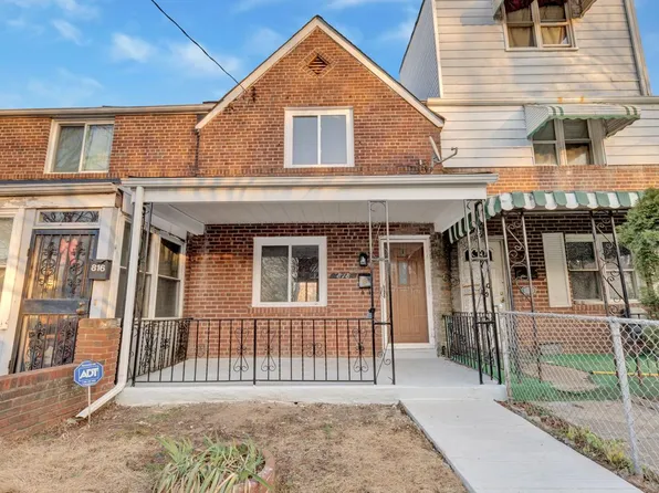 818 51st St SE, Washington, DC 20019