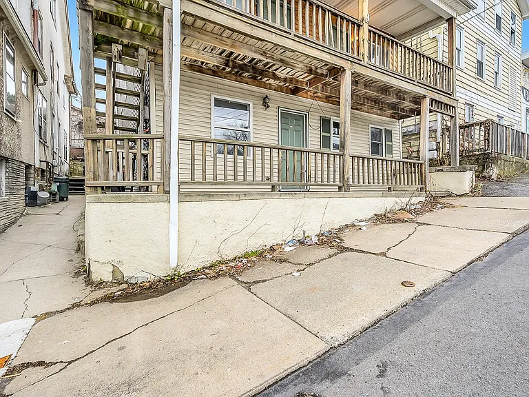 1009 W Lackawanna Ave #2 — Photo 14