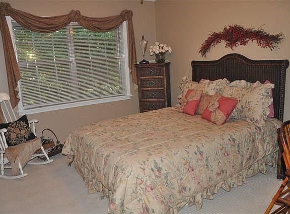 5th image of 4314 Belle Terre Dr