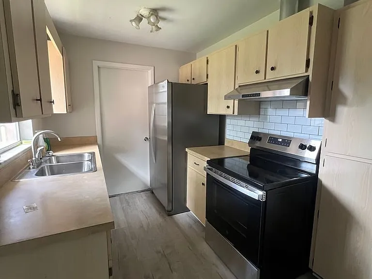 5377 Rosegay Ct — Photo 23