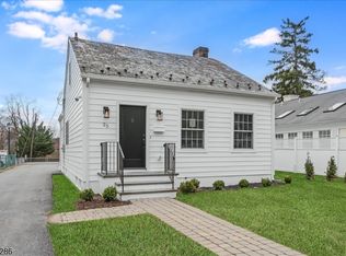 25 Maple Ave, Morristown, NJ 07960