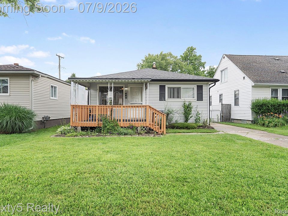 1st image of 460 Manatee Ave