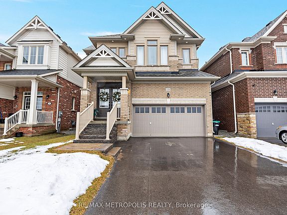 2nd image of 118 Lorne Thomas Pl