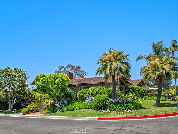 2nd image of 2 N Alta Mira Rd