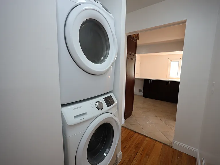 475 Beach Rd #2 — Photo 32