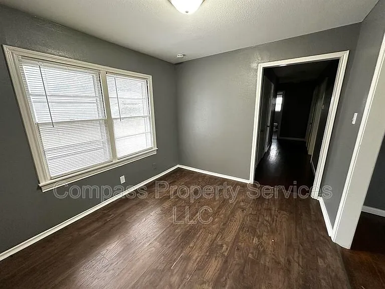 2213 N 41st St #N — Photo 4
