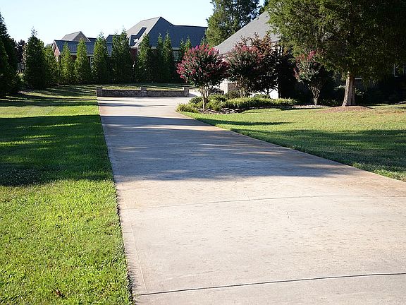 4th image of 212 Fly Fisher Dr