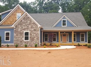 1913 Hearthstone Ct, Winder, GA 30680