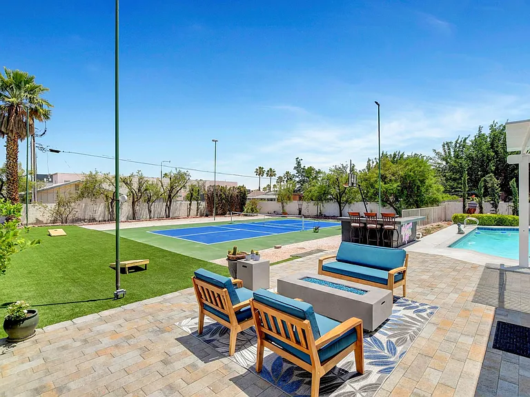 2660 S Bronco St — Photo 25