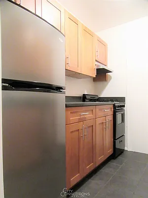 Rented by City Connections Realty | media 12