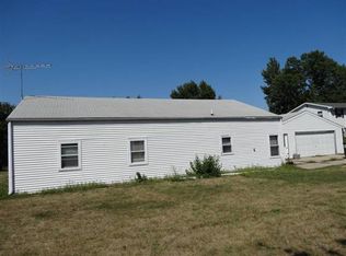 1201 East St, Grinnell, IA 50112