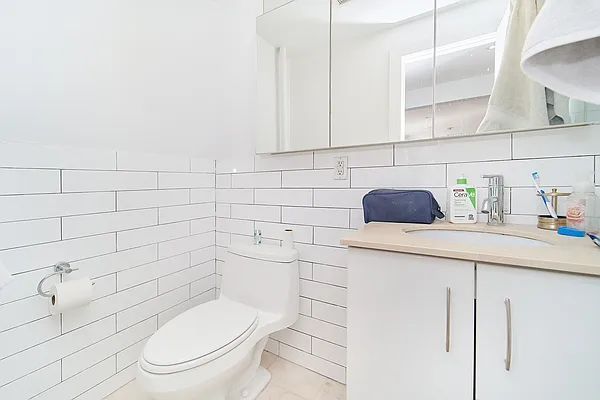 Rented by Living New York | media 12