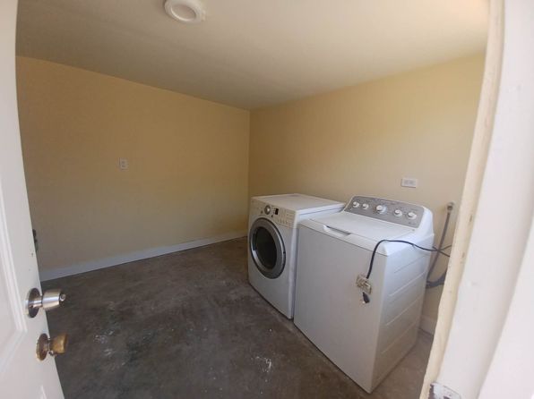 14217 Los Angeles St