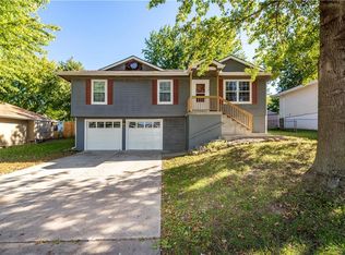 1407 Rose St, Kearney, MO 64060