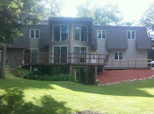 N8277 Wolf River Dr, Algoma, WI 54201