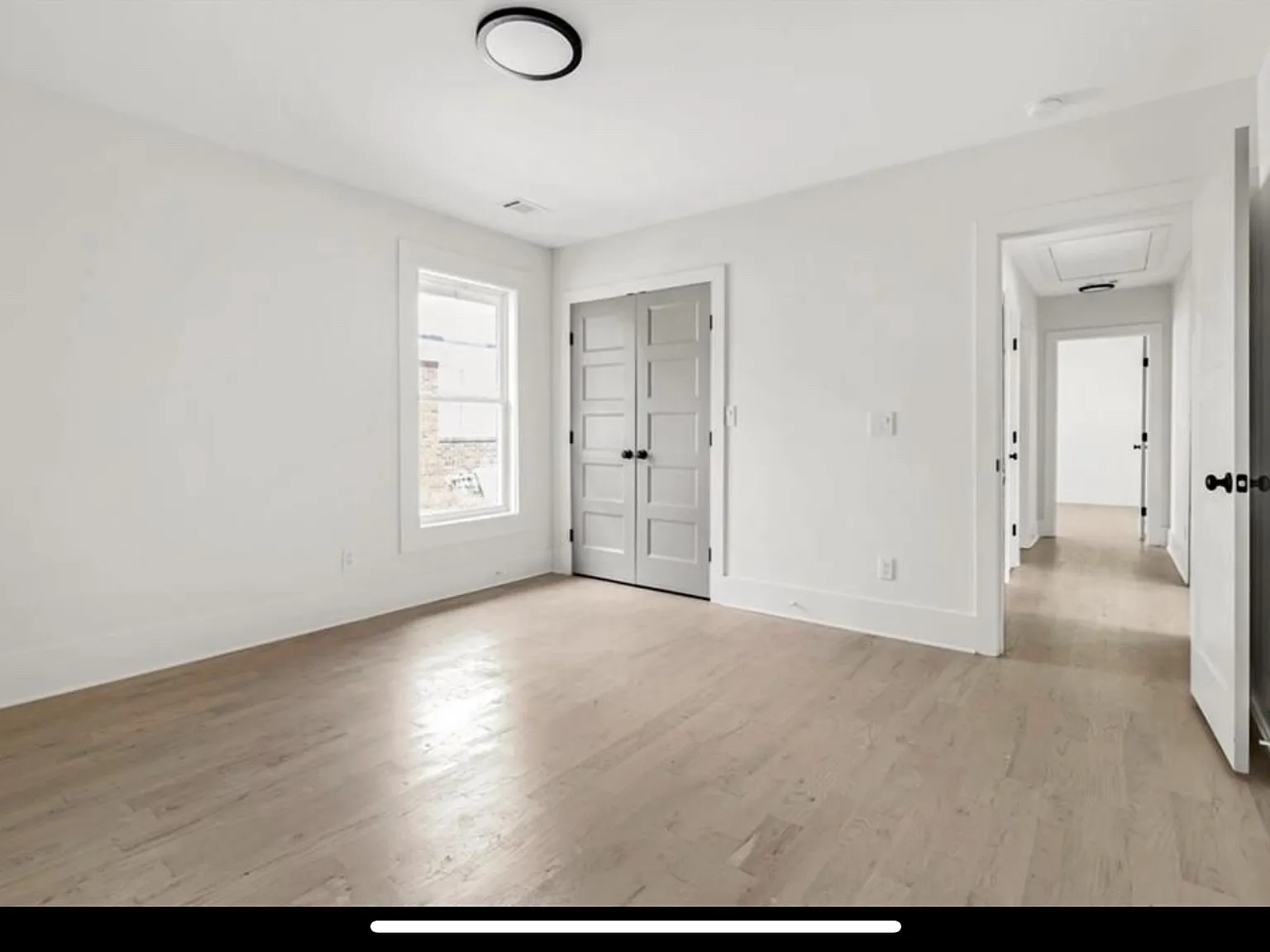 3 bed, 1752 sqft, $3,200 — Photo 2
