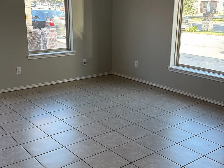114 W Albatross Ave #2 — Photo 5