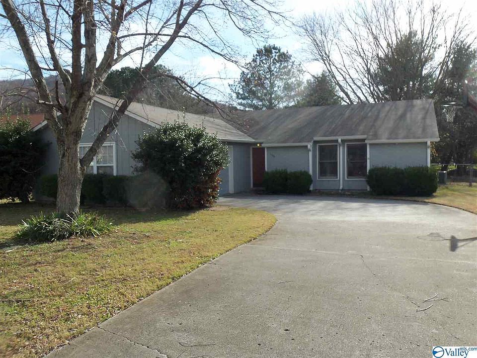 1st image of 1108 Kerr Dr SE