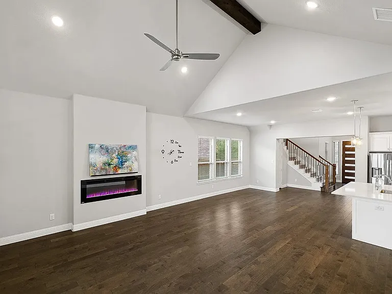 13313 Rembrandt Dr — Photo 9