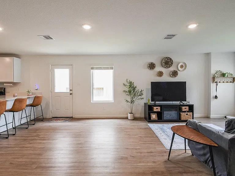 2728 Cadiz Bay Dr — Photo 10