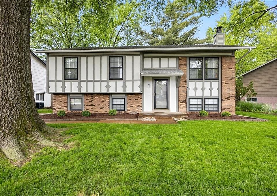1st image of 2375 Meadowpark Ct