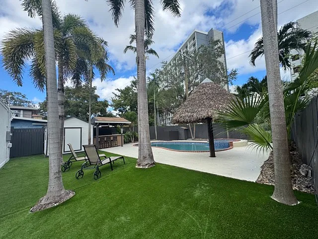 801 NW 14th Ct — Photo 7