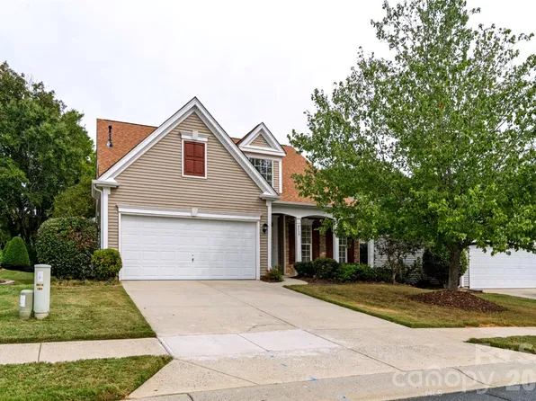 9150 Beaver Brook Way, Charlotte, NC 28277