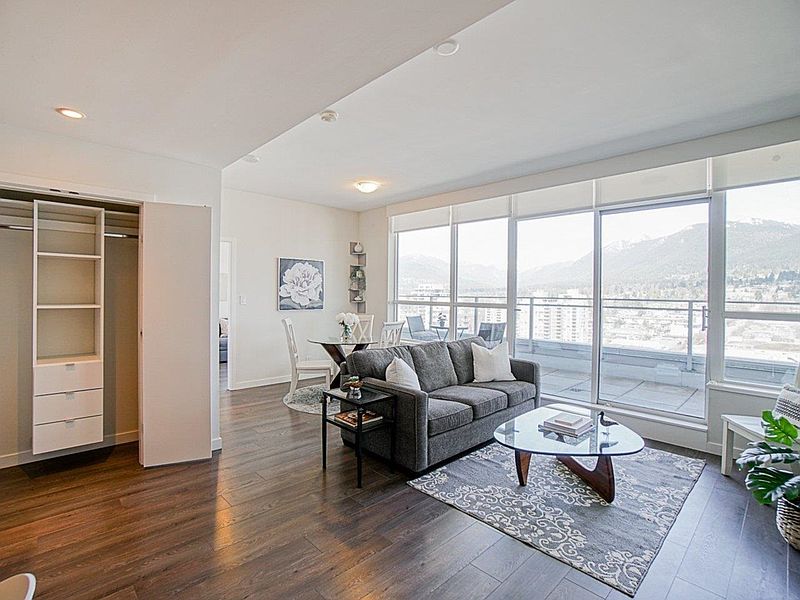 North Vancouver Apartment for rent - 2 Bedrooms — photo 9