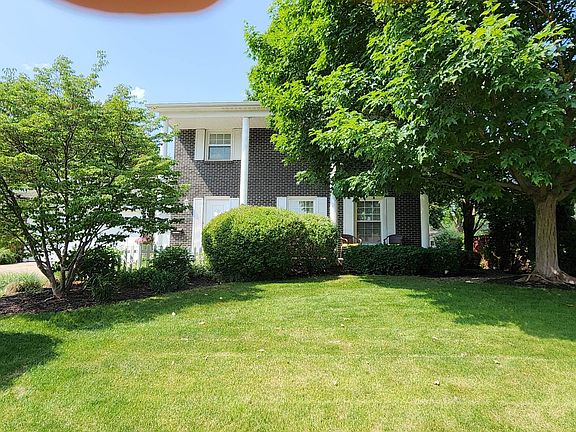 2nd image of 3867 Blackhawk Dr SW