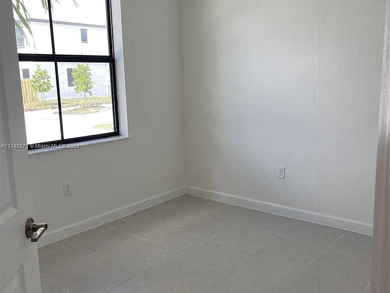13320 SW 287th Ter — Photo 6