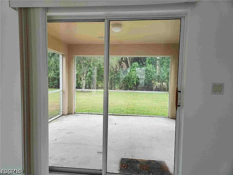 14980 Coopers Hawk Way — Photo 23