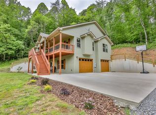 582 Parks Rd #3, Ellijay, GA 30540