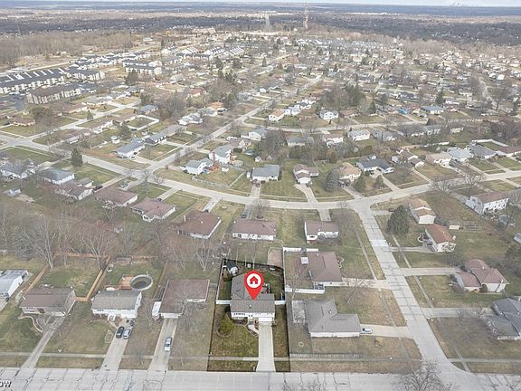 2nd image of 4151 Blossom Ct