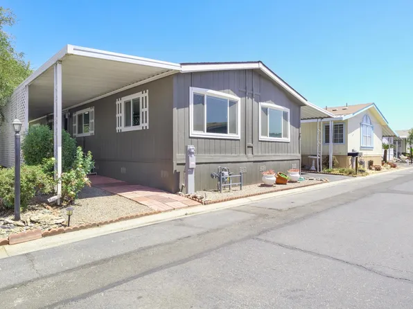 860 E Grangeville Blvd Spc 44, Hanford, CA 93230