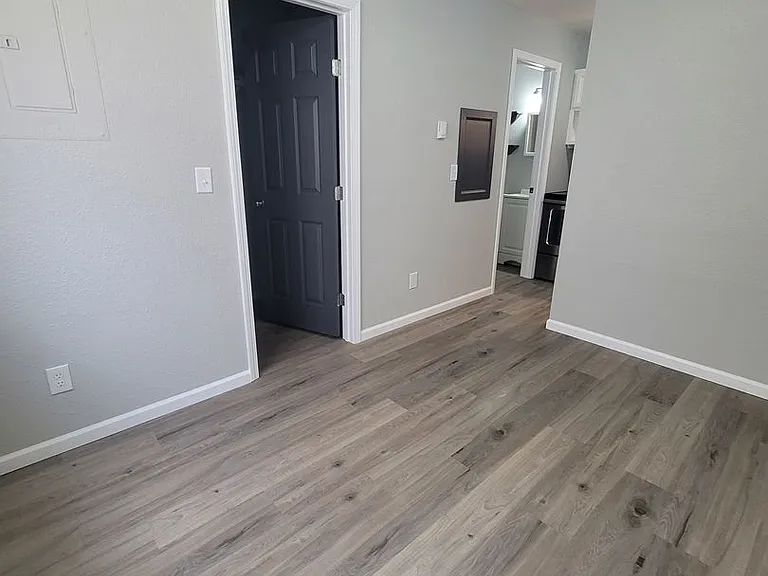 4187 Sunset Dr #3 — Photo 5