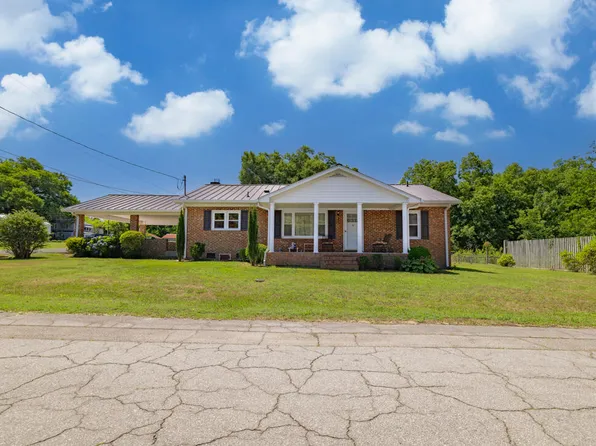 301 Darden St, Norlina, NC 27563