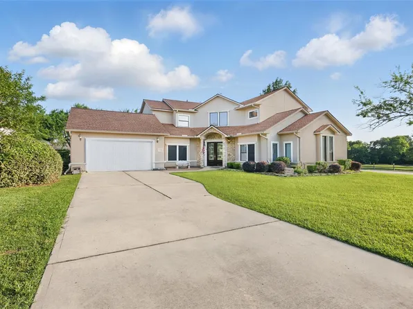 90 Greenview St, Montgomery, TX 77356