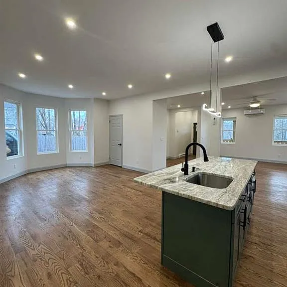 45 Clinton Ave #1 — Photo 9
