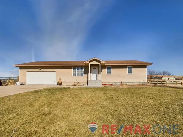 7645 Lindsay Cir, Holcomb, KS 67851