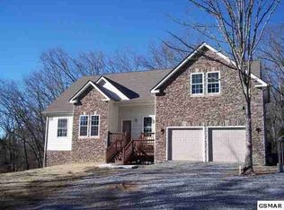 2465 Maples Branch Rd, Sevierville, TN 37876