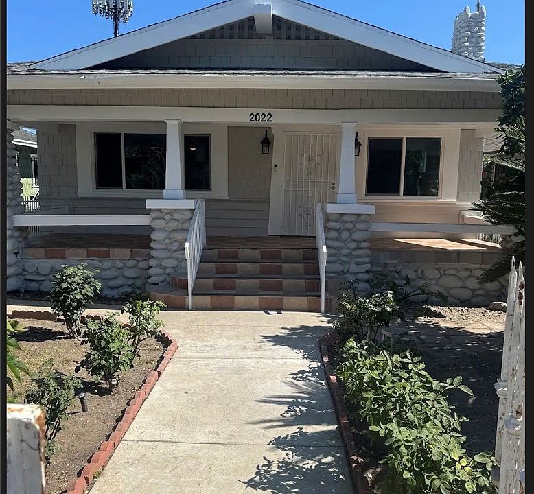 1st image of 2022 W 31st St