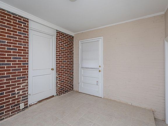Laundry/utility room